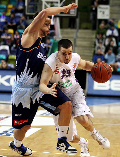 展示了极高 展示了极高