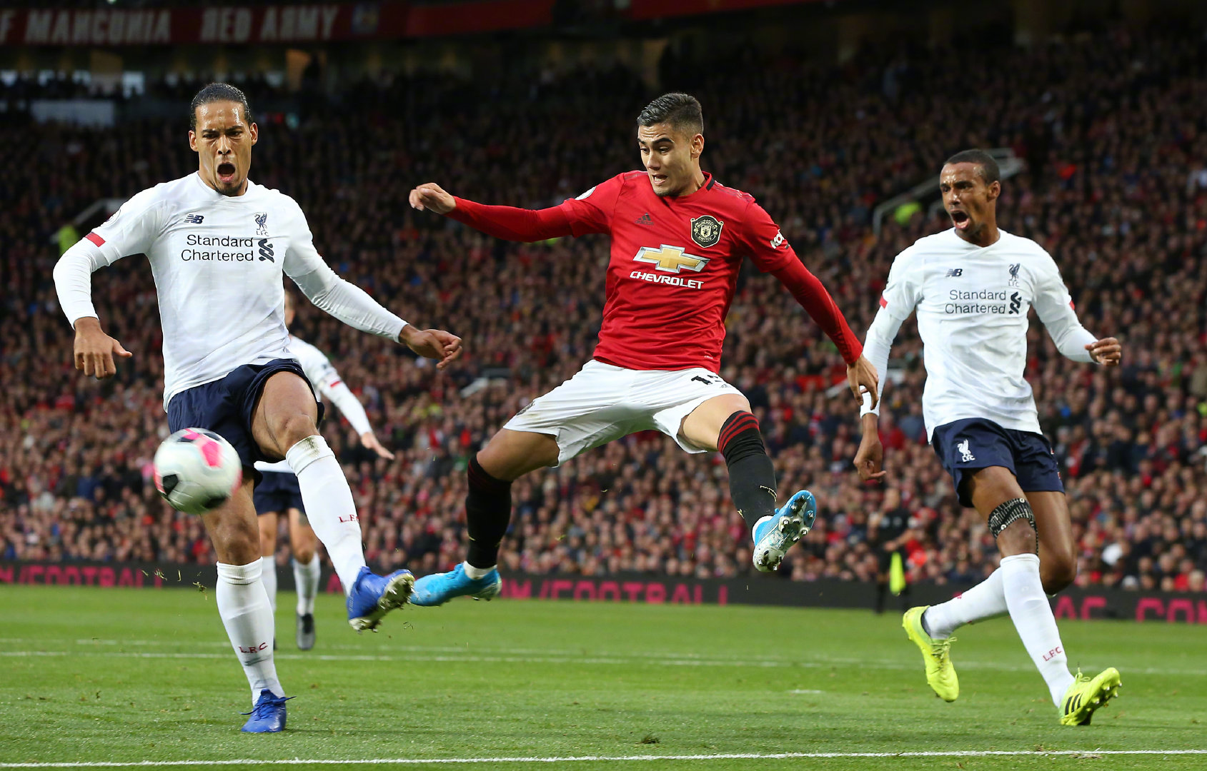 逆境中显得 逆境中显得